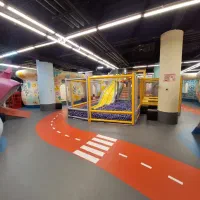 مربی خانه بازی کودک و نوجوان