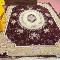 فرش زرشکی ۲ در ۳ شش متری سالم بدون کوچکترین ایراد