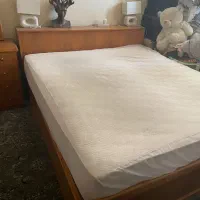 تخت خواب دونفره و تشک اولترا ۵ رویا جدید وتمیز|تخت و سرویس خواب|کرمان, |دیوار