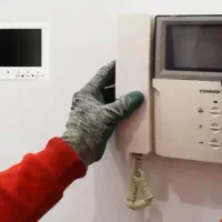 تعمیرات و نصب آیفون تصویری و صوتی وبرقکار..