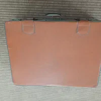 سه چمدان قدیمی دهه ۴۰ و ۵۰|کیف، کفش، کمربند|رشت, استادسرا|دیوار