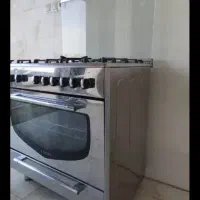 فروش فر گاز تمام استیل در حد نو