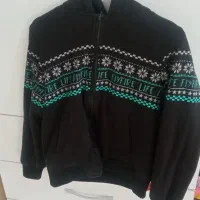 سویشرت و بافت گرم همه در حد نو و مارک دار|کفش و لباس بچه|اندیشه, اندیشه فاز ۴|دیوار