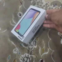 یک عدد موبایل A72