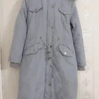 کاپشن در حد نو . تا سایز ۴۲ میخوره.