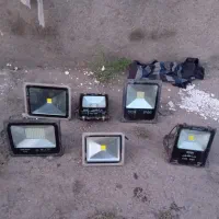 نورافکن دست دوم نیاز به تعمیر