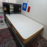 تخت خواب یک و نیم نفره (بدون تشک )