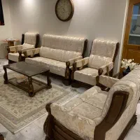 مبل هفت نفره با میز عسلی