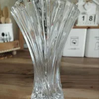 گلدان کریستال