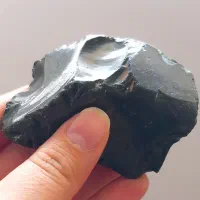 سنگ ابسیدین سیاه