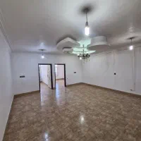 بالا همکف ۱۰۰متری