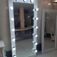آینه هالیوودی نو