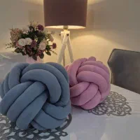 کوسن گره ای و شال مبل