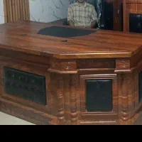 میز مدیریت و صندلی|دفتر کار|اندیشه, اندیشه فاز ۱|دیوار