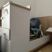 سرویس کودک|تخت و صندلی بچه|پردیس, فاز ۲|دیوار