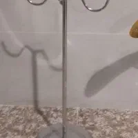 آویز لباس و کیف