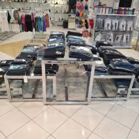 میز شیشه ای پایه فلزی