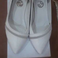 فروس زیر قیمت یک جفت کفش سفید ویژه عروسی وحج|کیف، کفش، کمربند|فراغی, |دیوار
