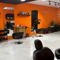 جذب نیرو در سالن زیبایی و آموزشگاه نورا بیوتی|خدمات آرایشگری و زیبایی|بندرعباس, |دیوار