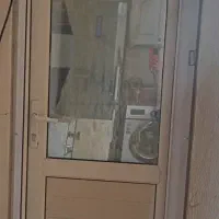 درب پی وی سی به همراه توری