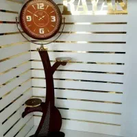 ساعت ایستاده