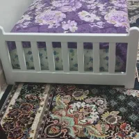 تخت حفاظ دار|تخت و سرویس خواب|شاهین‌شهر, فردوسی|دیوار