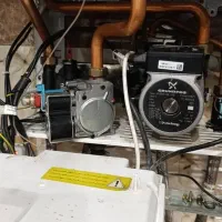 پکیج و رادیاتور(شوفاژچی)