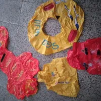 تیوپ حلقه ای وخرچنگ و۲تا جلیقه