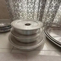 تعدادی ظروف رویی نو