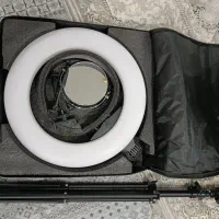 رینگ لایت درحدنو|دوربین عکاسی و فیلم‌برداری|اندیشه, اندیشه فاز ۳|دیوار