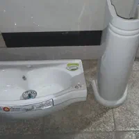 روشویی و پایه