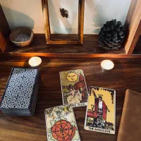 انرژی خوانی و فال تاروت