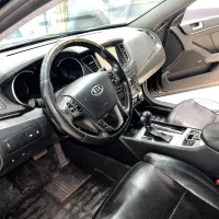 کیا کادنزا KIA