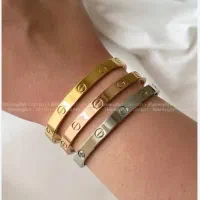 انواع دستبند کارتیر طرح جواهری رنگ ثابت