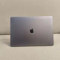 مک بوک پرو مشابه صفر i9
