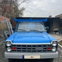 نیسان وانت بسیار تمیز