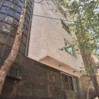 نیاوران/ آپارتمان 110 متری/ سه بر/ خوش نقشه
