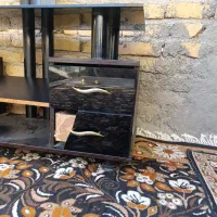 میز تی وی قدیمی مشکی شیشه ای|میز تلویزیون|شیروان (خراسان), |دیوار