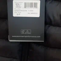 کاپشن|لباس|تهران, آسمان|دیوار