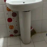 روشویی و کاسه توالت