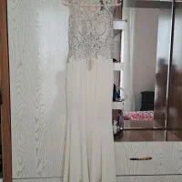 پیراهن سفید|لباس|شاندیز, |دیوار