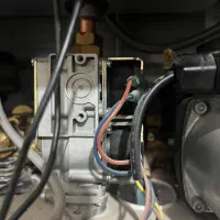 عیب یابی و تعمیر انواع پکیج های ایرانی و خارجی|آبگرمکن، پکیج، شوفاژ|زاهدان, |دیوار