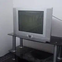 تلویزیون قدیمی سالم