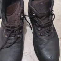 کفش ایمنی یک جفت کاملا نو ویک جفت در حد نو|کیف، کفش، کمربند|خوی, |دیوار