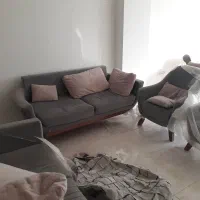 مبل صورتی طوسی هفت نفره|مبلمان خانگی و میز عسلی|تهران, حسن‌آباد|دیوار