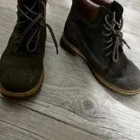 کفش درحد نو|کیف، کفش، کمربند|گنبد کاووس, |دیوار