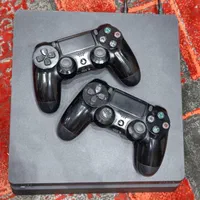 PS4 Slim 1 ترابایت دیسک‌خور ۲ دسته ۱۸ بازی|کنسول، بازی ویدئویی و آنلاین|تهران, دریاچه شهدای خلیج فارس|دیوار