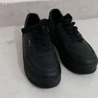 کتونی سایز ۴۰