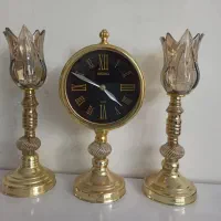 ساعت و شمعدان