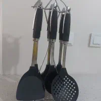 سرویس کفگیر ملاقه و استند قابلمه